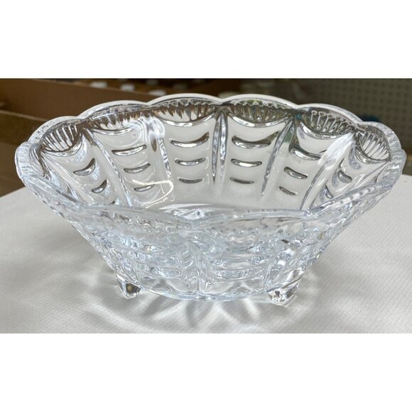 Other - Scalloped Edge Footed Serving Bowl Clear Glass